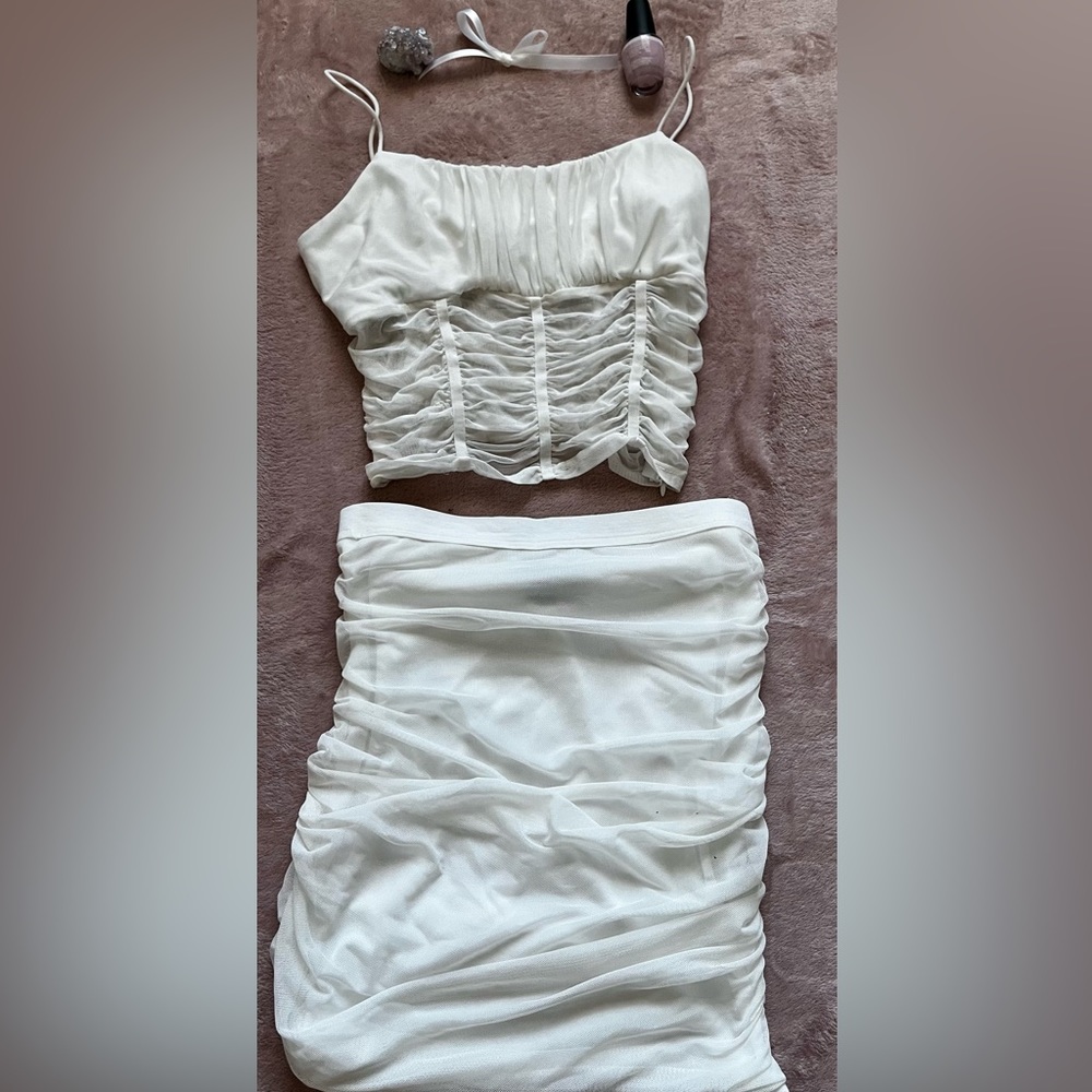 White Two Piece set 🤍🪽